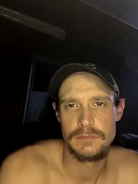 Snapshot of Midwestalpha chatting on 10.21.25 Midwestalpha online show from 10.21.25