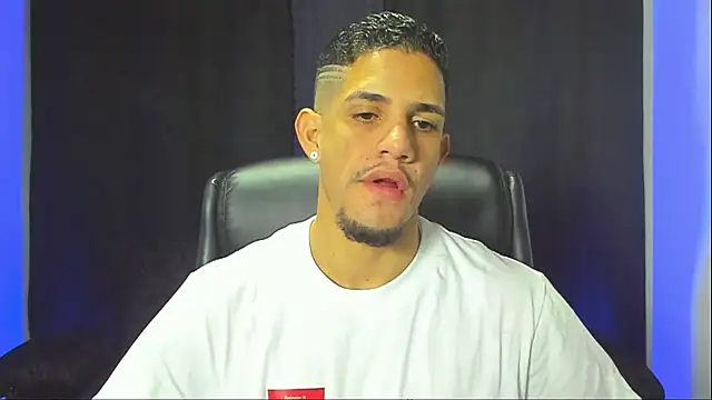 jhonnysnow17 online show from 12.04.25