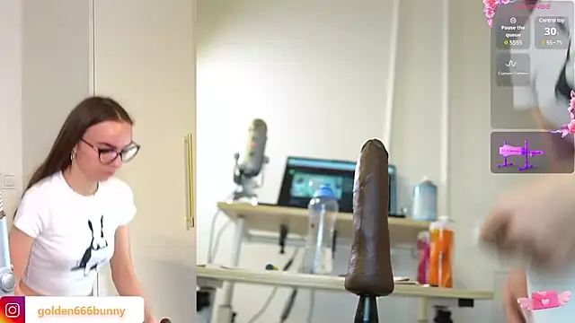 Miss69Ri99 online show from 01.04.25