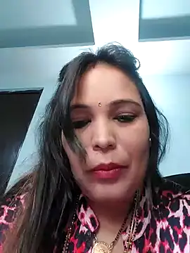 Poojabhabi101 online show from 12.25.24