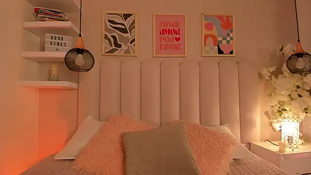 cute  cherry  online show from 12.22.25