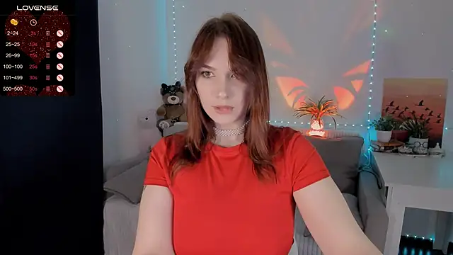 Snapshot of mia_x_love chatting on 02.15.25 mia x love online show from 02.15.25