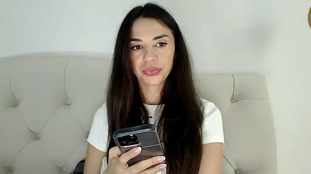 Mika Gold online show from 11.23.25