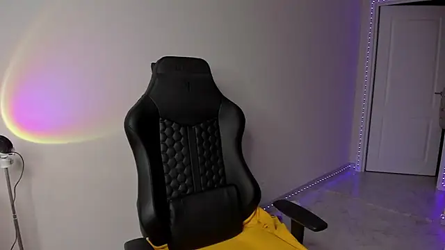 Vincent Strong online show from 03.02.25