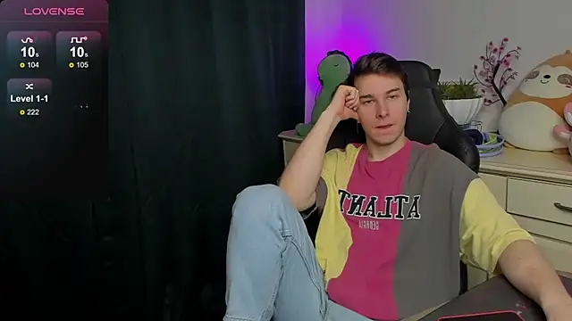 Vincent Strong online show from 09.20.25