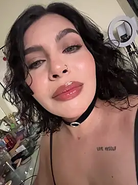 GigiiStone online show from 03.15.26