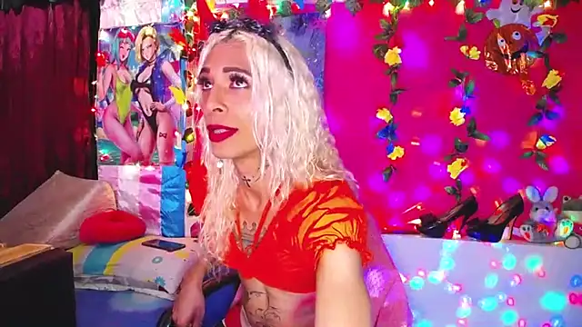 flaquita corall online show from 11.01.25