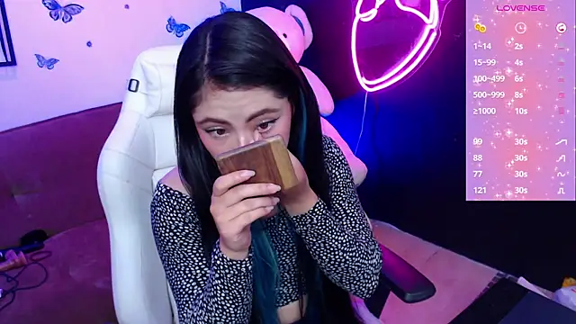 Snapshot of demyanderson_ chatting on 01.22.25 demyanderson online show from 01.22.25