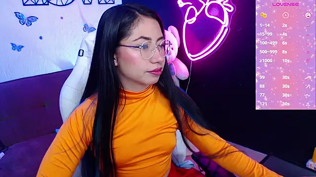 Snapshot of demyanderson_ chatting on 02.15.25 demyanderson online show from 02.15.25