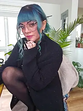 anyalikestosuck online show from 11.26.25