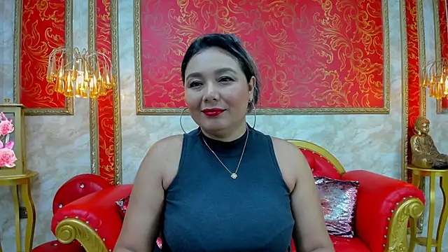 Snapshot of Myhottie_Milf chatting on 12.27.24 Myhottie Milf online show from 12.27.24