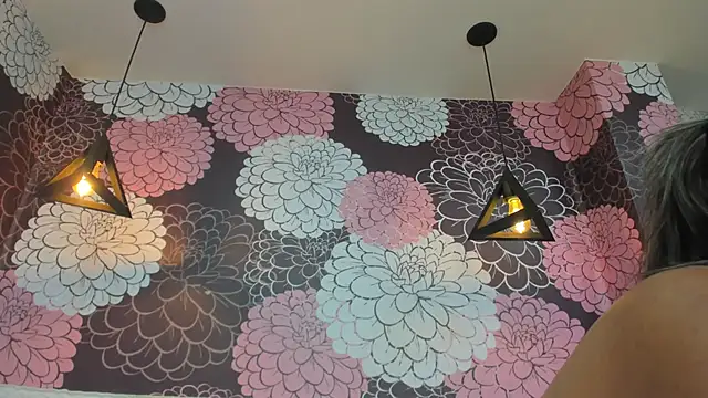 Snapshot of Myhottie_Milf chatting on 01.21.25 Myhottie Milf online show from 01.21.25