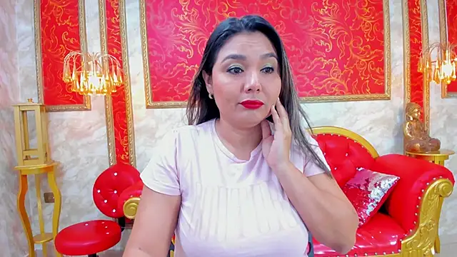 Snapshot of Myhottie_Milf chatting on 03.09.25 Myhottie Milf online show from 03.09.25