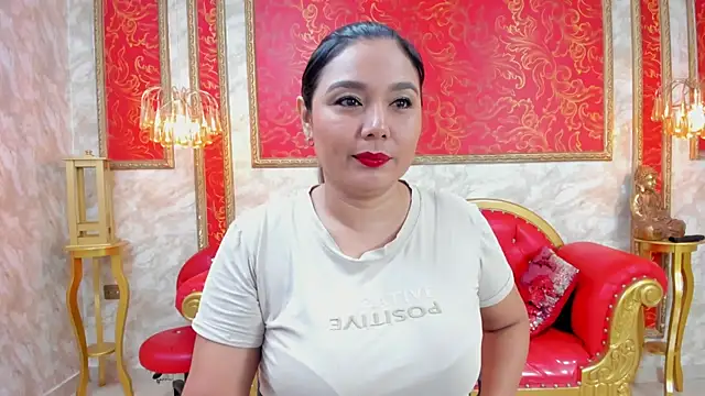 Snapshot of Myhottie_Milf chatting on 03.13.25 Myhottie Milf online show from 03.13.25