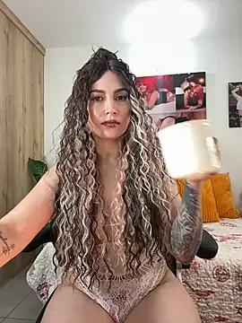 Snapshot of zafiro_mo0n chatting on 12.30.24 zafiro mo0n online show from 12.30.24