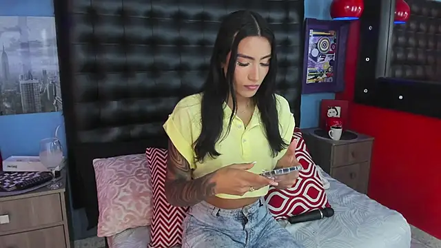 Taly Fox online show from 11.13.25