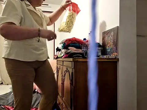 Samantha Squirtxh online show from 09.18.25