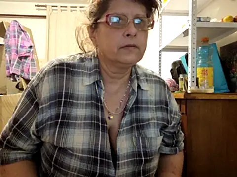 Samantha Squirtxh online show from 11.24.25