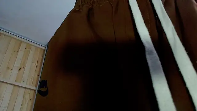 VickyJackson  online show from 03.17.25