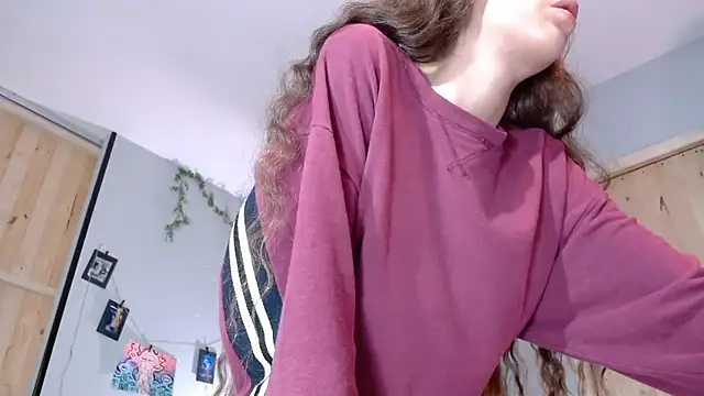 VickyJackson  online show from 09.19.25