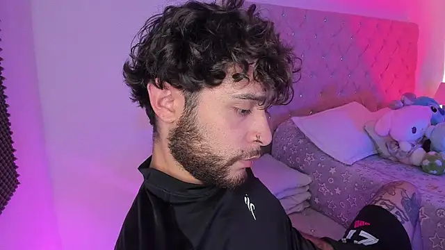 AbbyAndChris2 online show from 04.10.26