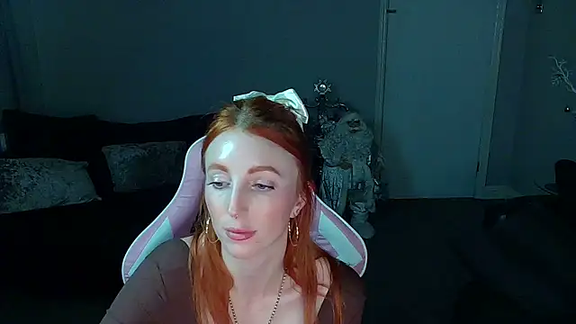 Red firesquirt online show from 12.23.24