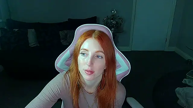 Red firesquirt online show from 01.22.25