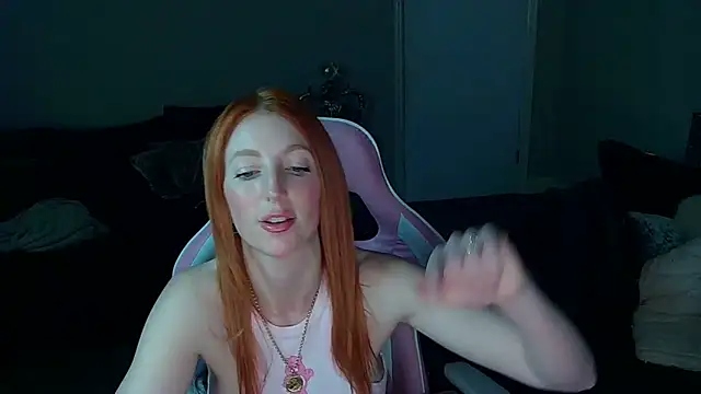 Red firesquirt online show from 03.04.25