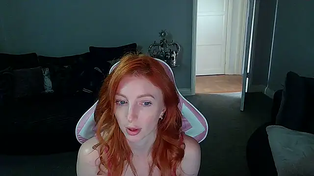 Red firesquirt online show from 03.13.25