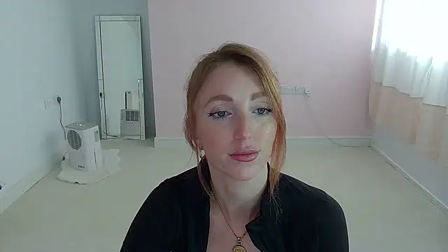 Red firesquirt online show from 06.11.26