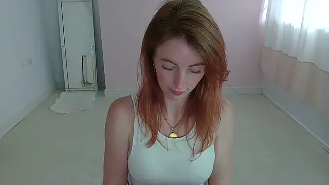 Red firesquirt online show from 06.18.26