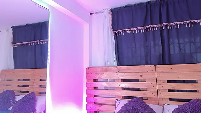 shantal rosse1 online show from 02.07.25