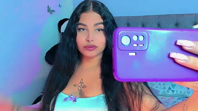 Snapshot of mabellfox chatting on 02.17.25 mabellfox online show from 02.17.25