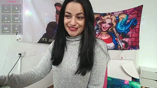 LovelyAzucena online show from 03.05.26