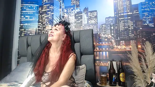 Snapshot of Lucy_mature8 chatting on 06.15.26 Lucy mature8 online show from 06.15.26