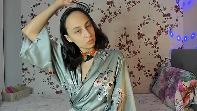 Alisagold90 online show from 12.20.25