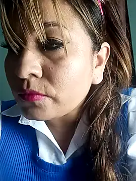 Snapshot of Victoria_Caruso chatting on 12.22.24 Victoria Caruso online show from 12.22.24