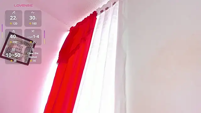 Snapshot of Victoria_Caruso chatting on 02.19.25 Victoria Caruso online show from 02.19.25