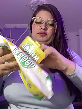 MiiaaJoness online show from 02.05.25