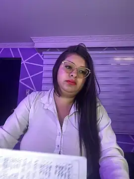 MiiaaJoness online show from 10.01.25