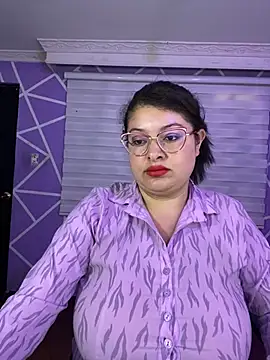 MiiaaJoness online show from 05.20.26