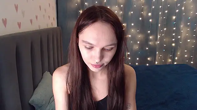 ChloeSunny online show from 02.18.26