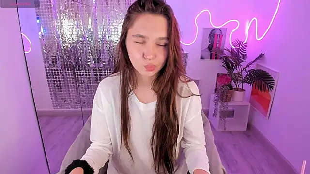 Snapshot of ChloeSunny chatting on 07.03.26 ChloeSunny online show from 07.03.26