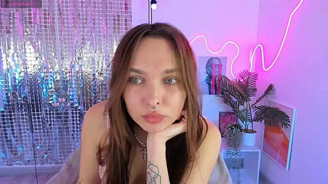 Snapshot of ChloeSunny chatting on 07.23.26 ChloeSunny online show from 07.23.26