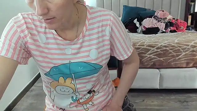 Snapshot of karina_sex68 chatting on 09.20.25 karina sex68 online show from 09.20.25
