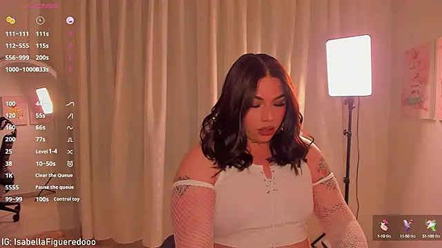 Snapshot of IsabellaFigueredo__ chatting on 12.04.24 IsabellaFigueredo online show from 12.04.24