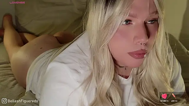 Snapshot of IsabellaFigueredo__ chatting on 09.09.25 IsabellaFigueredo online show from 09.09.25