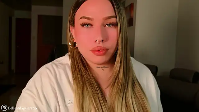 IsabellaFigueredo   online show from 04.19.26