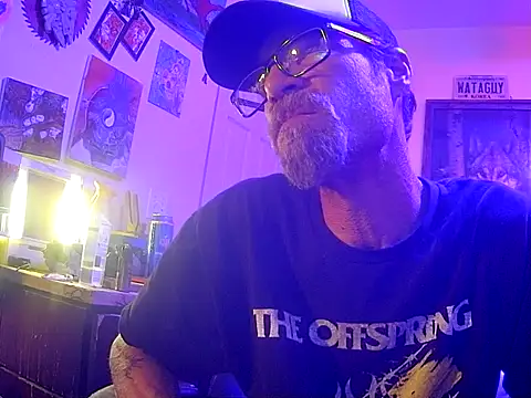 Snapshot of druetrue chatting on 11.18.25 druetrue online show from 11.18.25