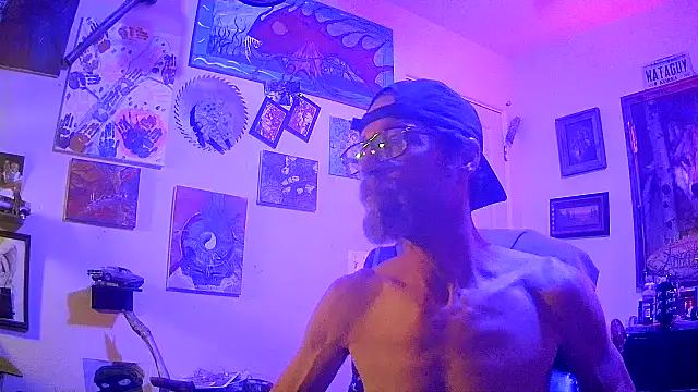 Snapshot of druetrue chatting on 12.01.25 druetrue online show from 12.01.25